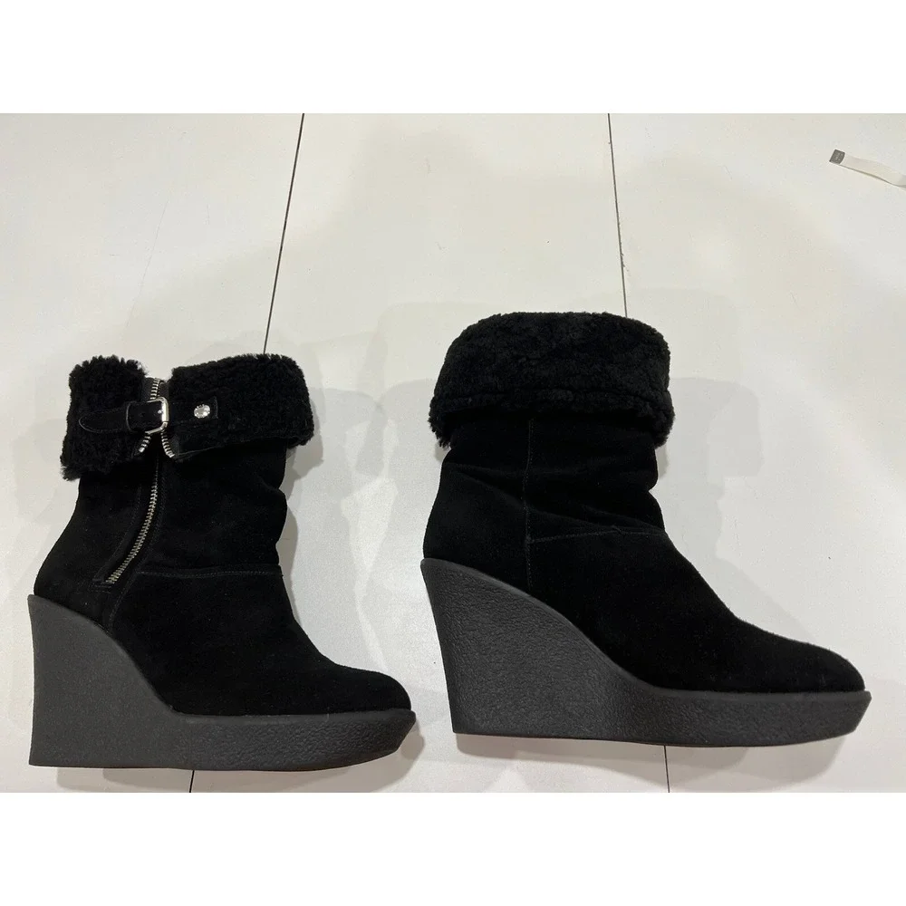 Coach Suede Shearling Lined Wedge Suede Boots Black Size 9 EUC